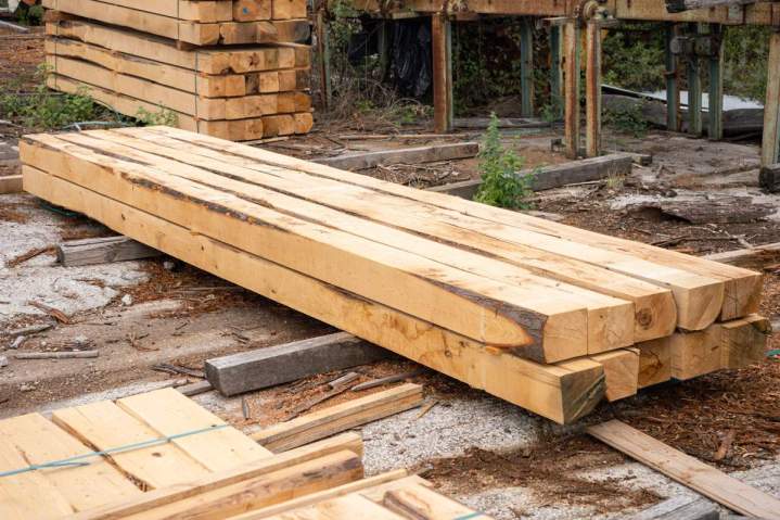Poutres en bois massif Lablachère