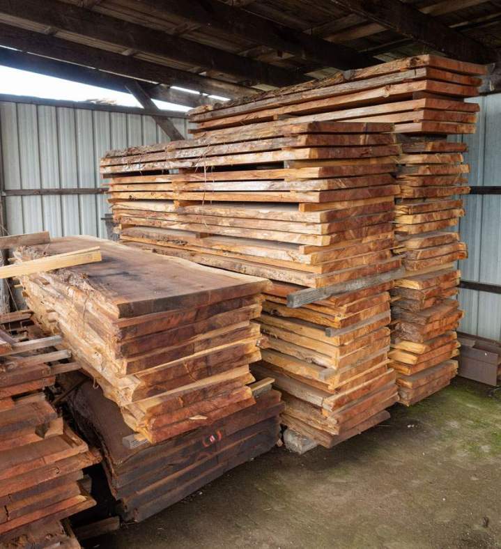 Plateaux de bois sciés Lablachère